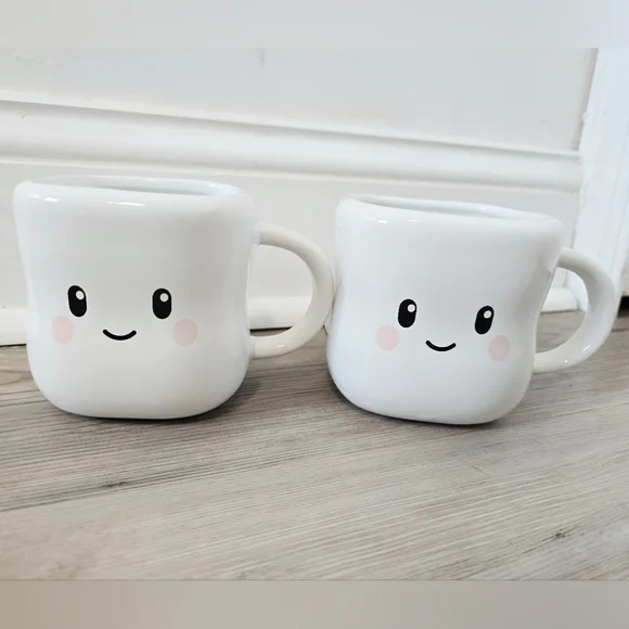 Target Bullseye Playground Christmas 2025 Ceramic Mug Set - Marshmallows - Picture 2 of 4